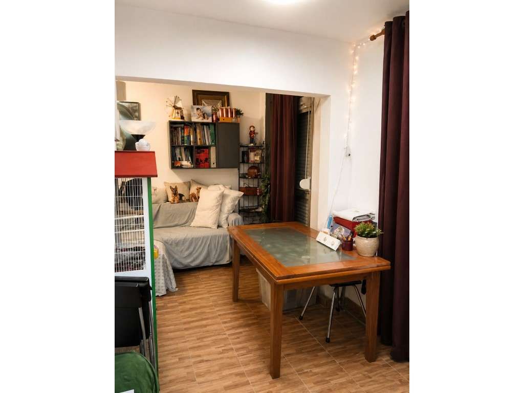 T2 renovado em Prédio de Referência no Vale da Amoreira - Grande imagem: 4/9