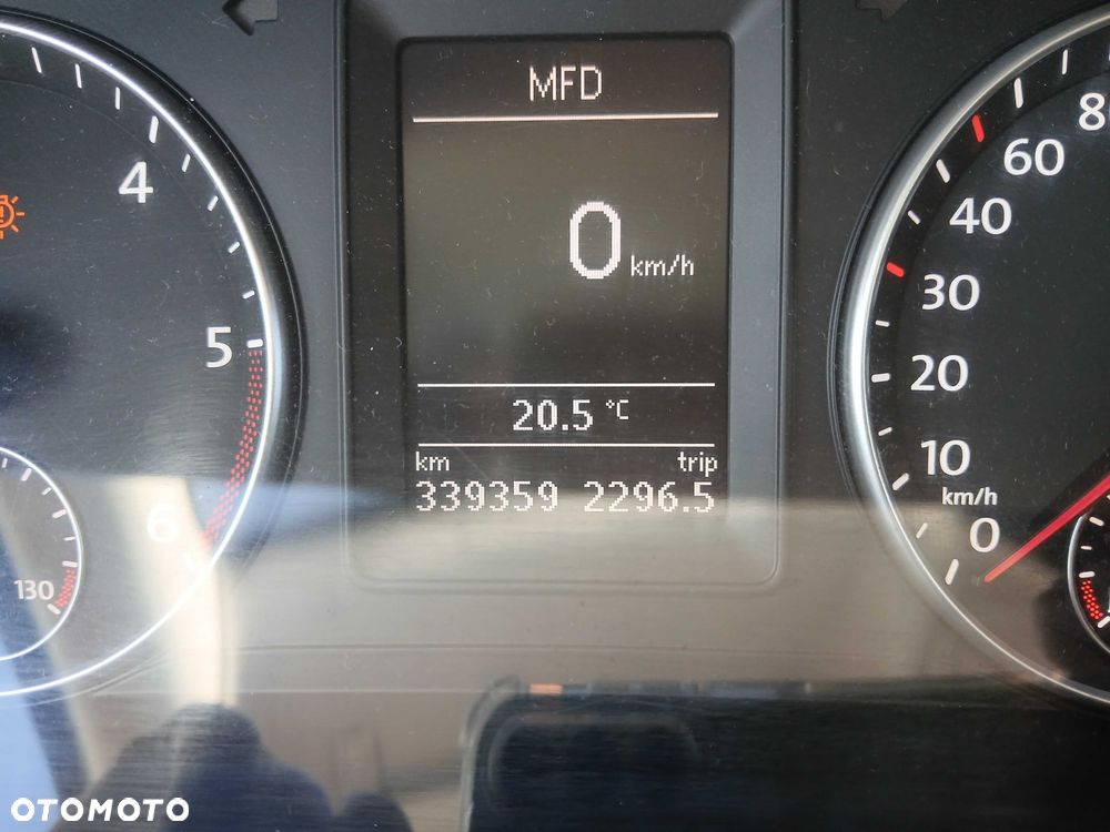 Volkswagen Touran 2010 photo 5