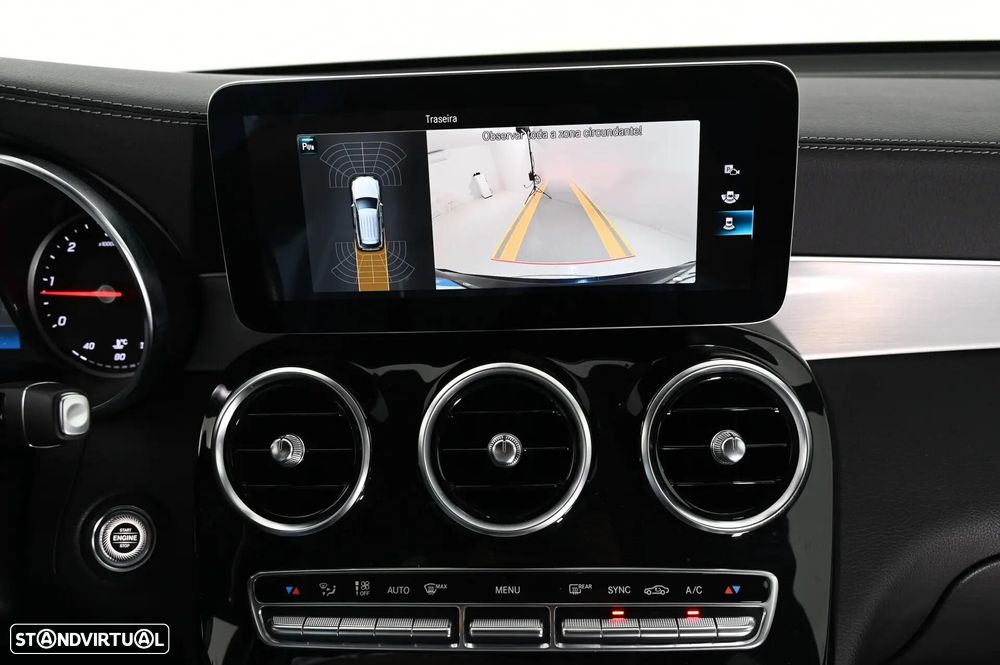 Mercedes-Benz GLC 220 d 4Matic - 24