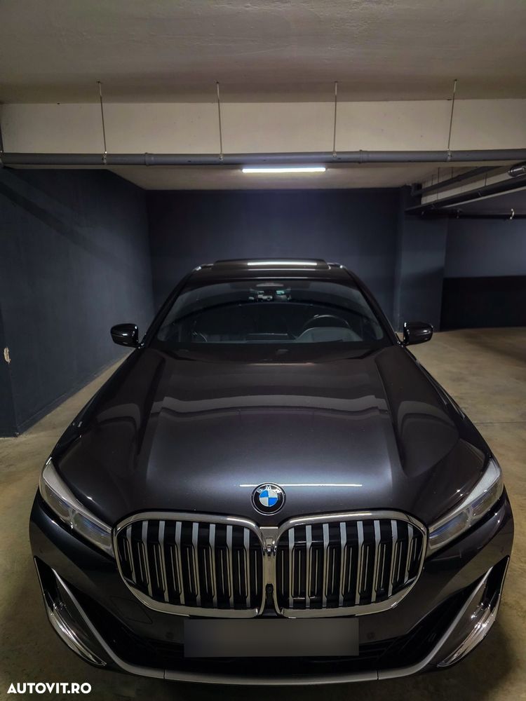 BMW Seria 7 730d MHEV - 3