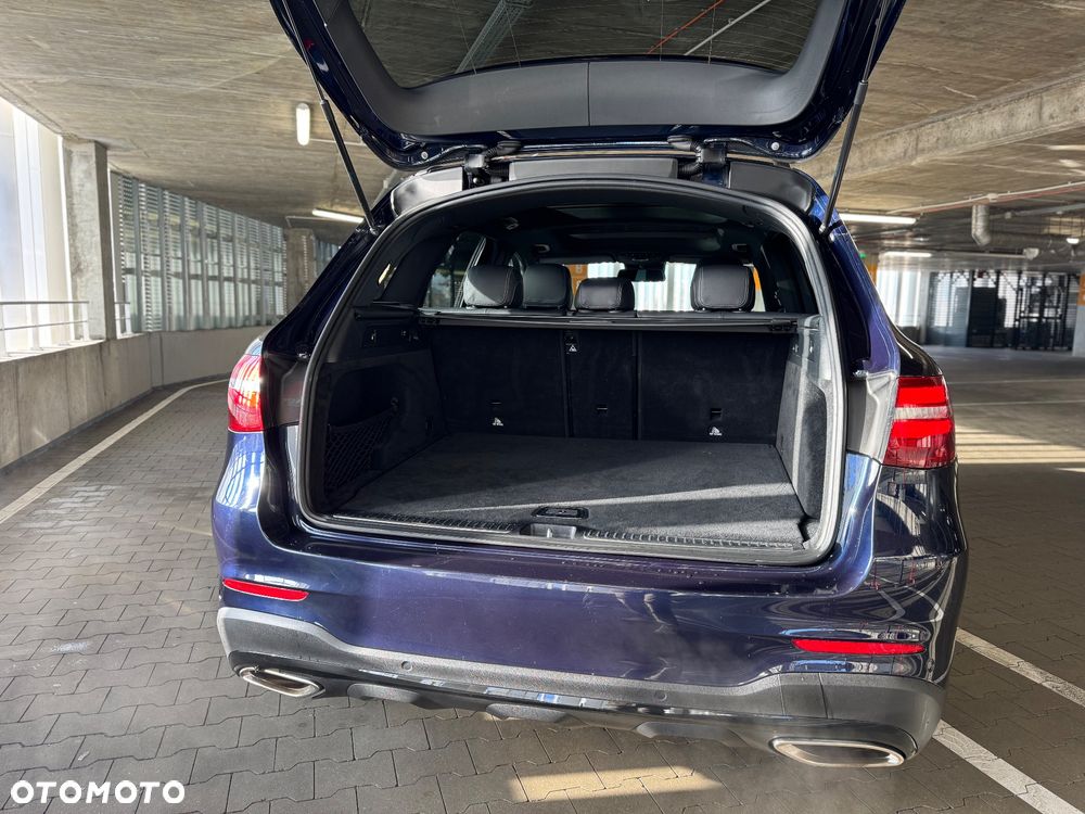 Mercedes-Benz GLC 250 4Matic 9G-TRONIC AMG Line - 13