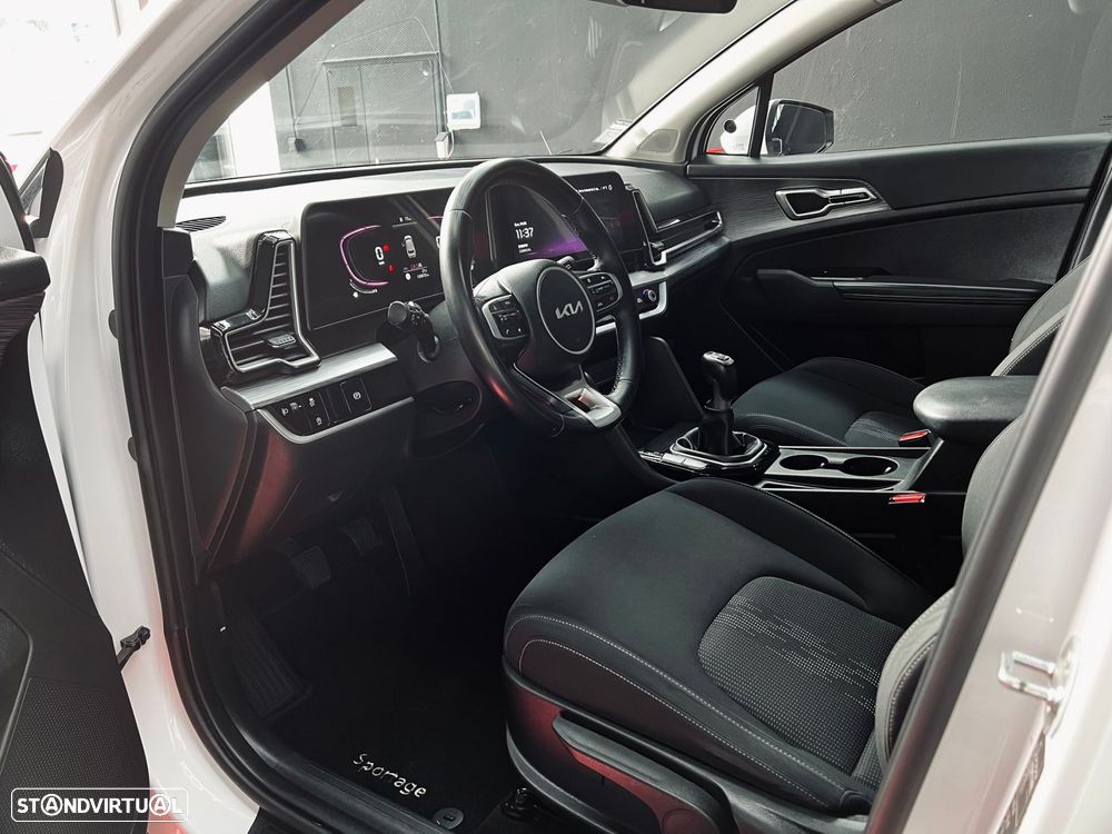 Kia Sportage 1.6 T-GDI Drive - 12
