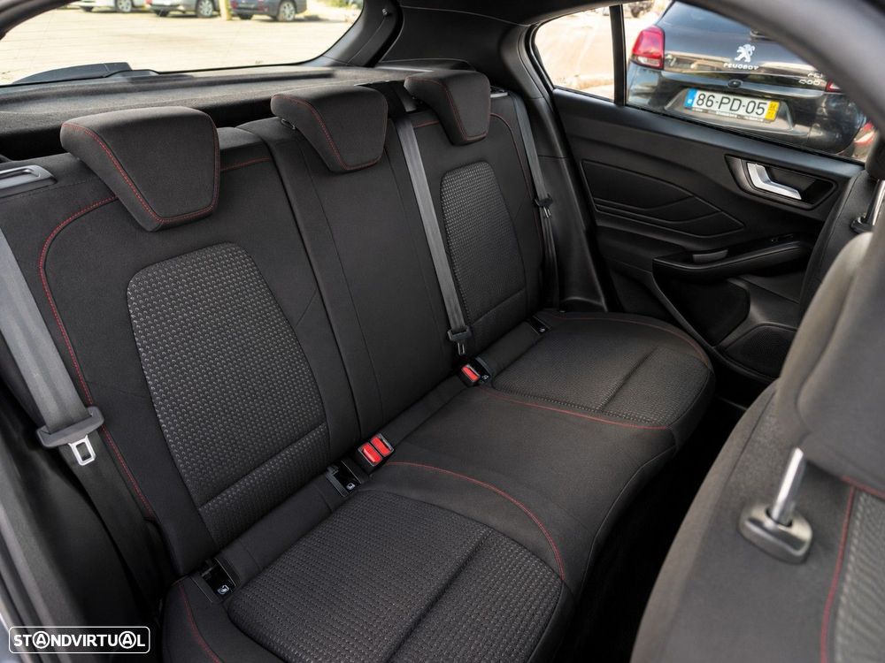 Ford Focus 1.0 EcoBoost MHEV ST-Line X Aut. - 10