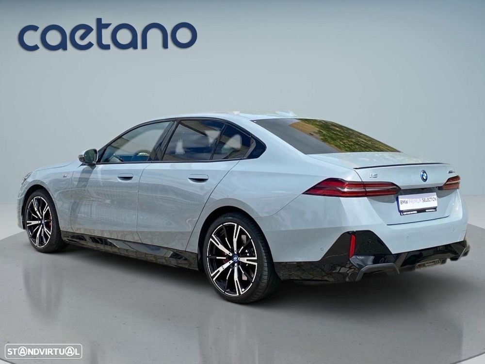 BMW i5 eDrive40 Pack Desportivo M Pro - 21