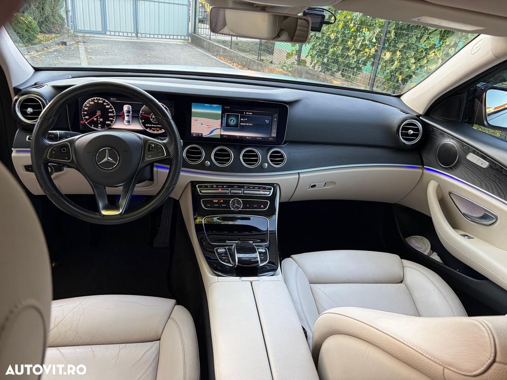 Mercedes-Benz E 220 d 4MATIC Aut. - 11
