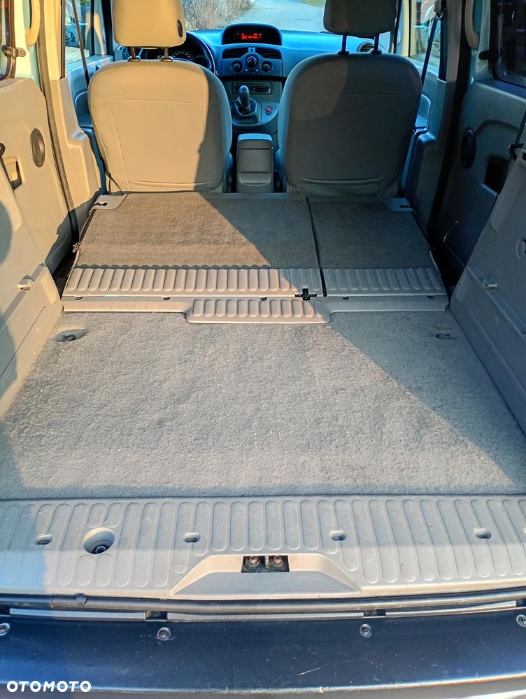 Renault Kangoo 1.6 8V Happy Family - 9