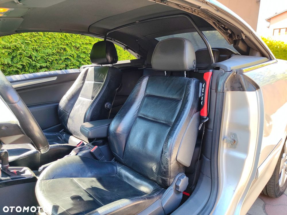 Opel Astra 1.8 Cosmo - 11