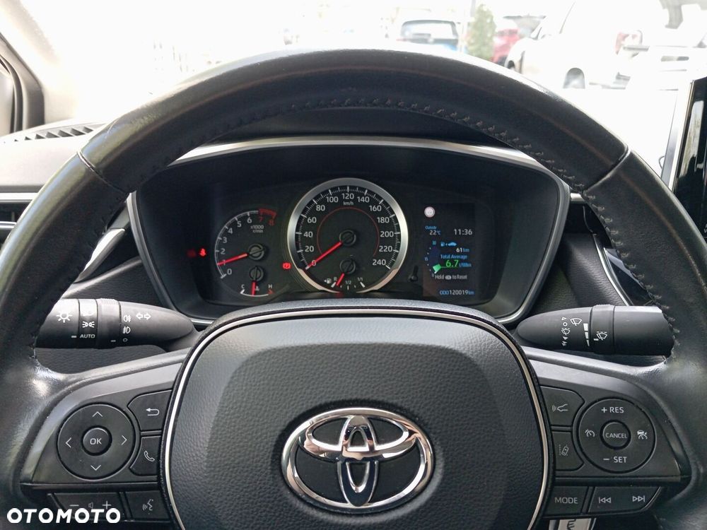 Toyota Corolla - 14