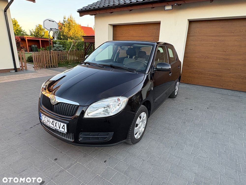Skoda Fabia 1.2 HTP Ambiente - 10