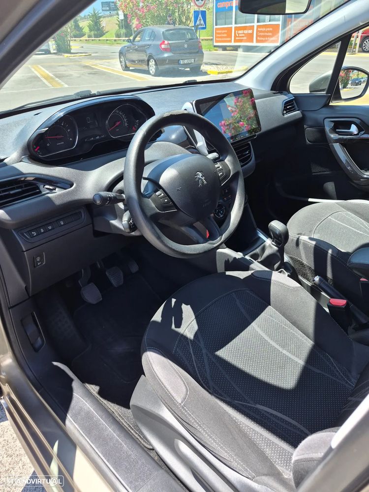 Peugeot 208 1.6 e-HDi Active 95g - 13