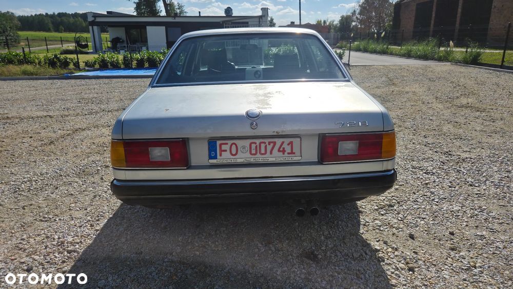 BMW Seria 7 - 19