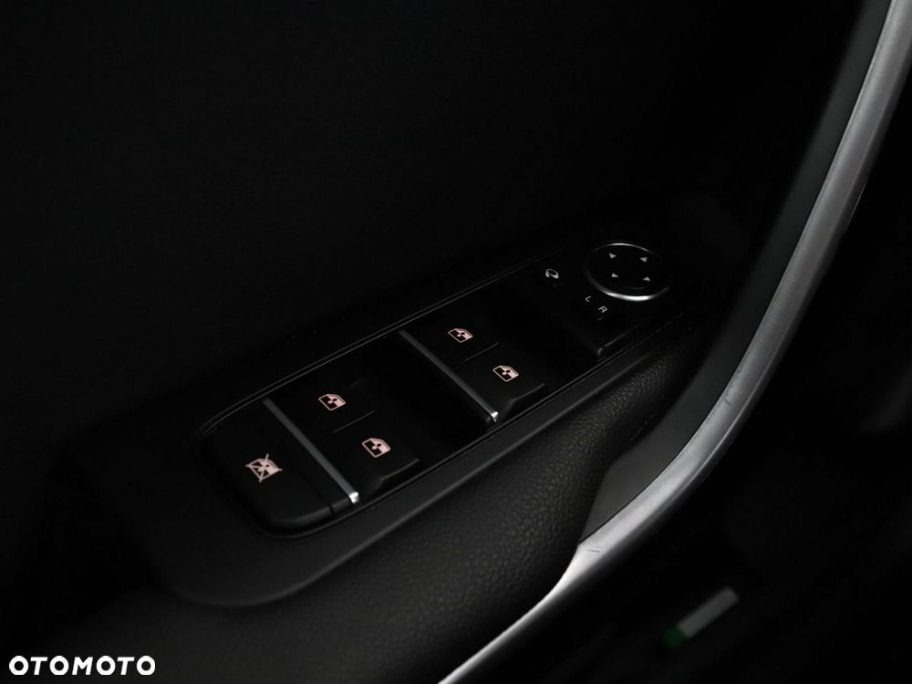 Kia XCeed 1.6 CRDi (48V Mild-Hybrid) DCT7 SPIRIT - 38