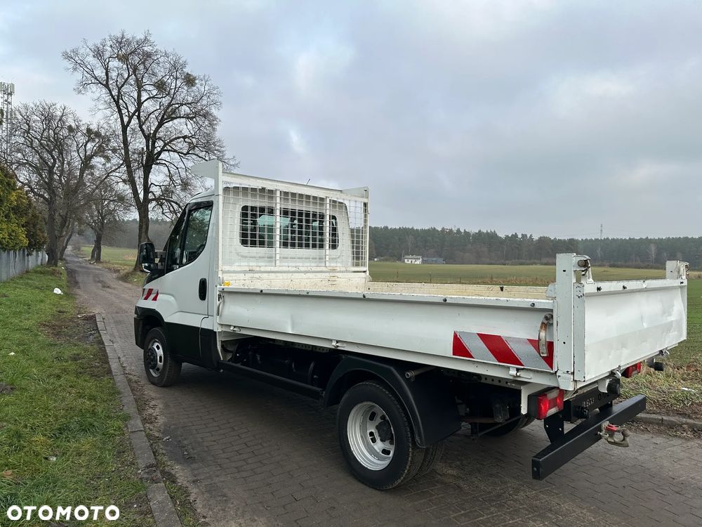 Mitsubishi FUSO KIPER WYWROTKA 3,0 - 3