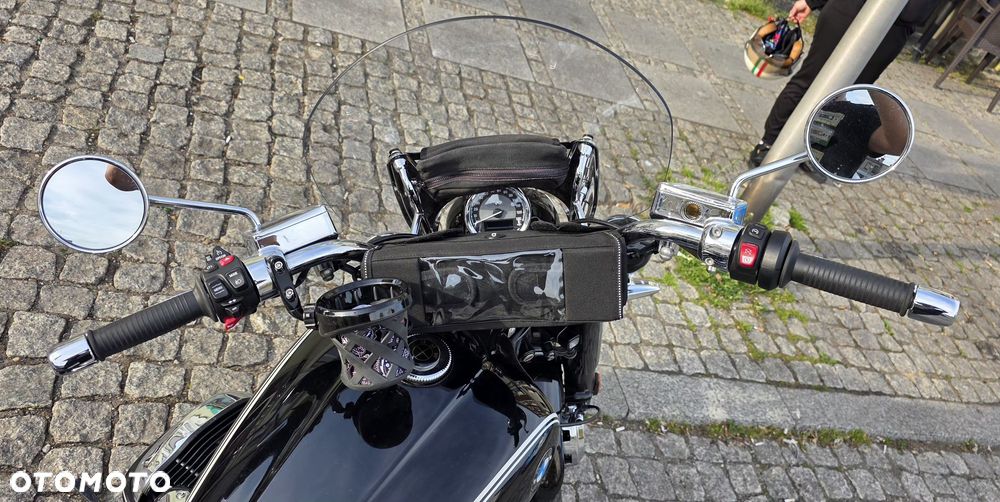 BMW R - 6
