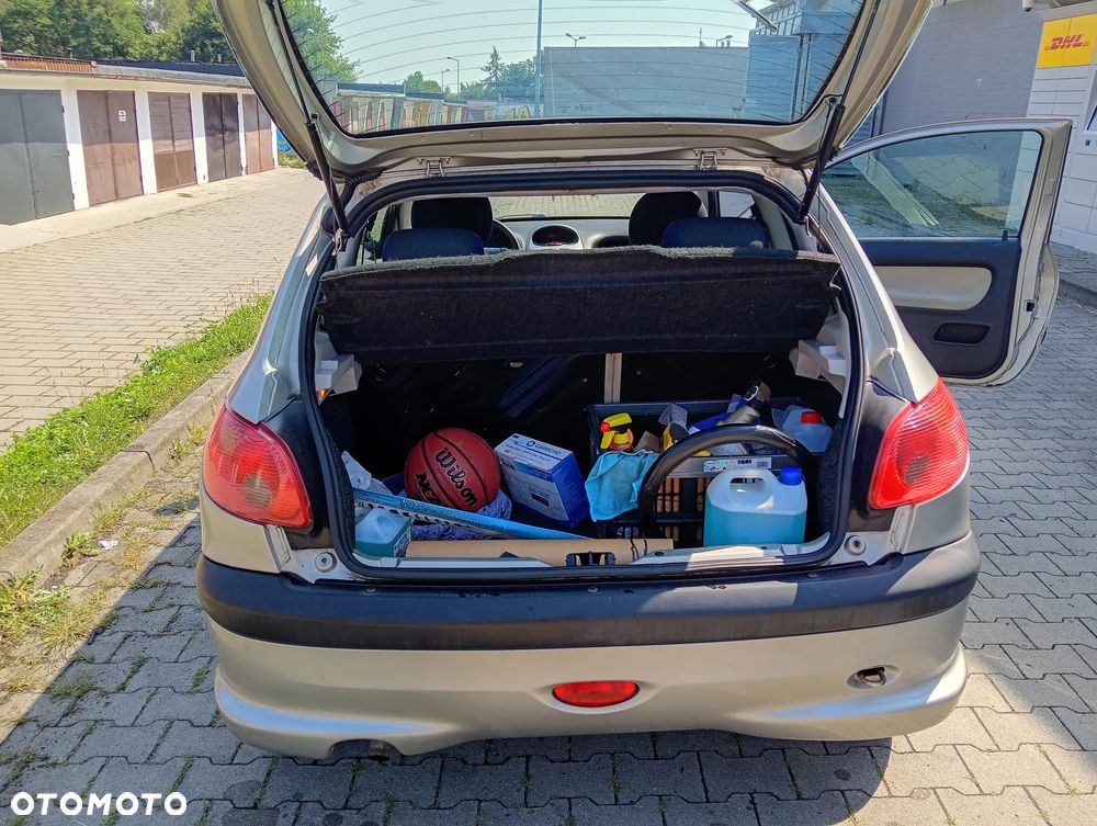 Peugeot 206 1.1 XR - 13