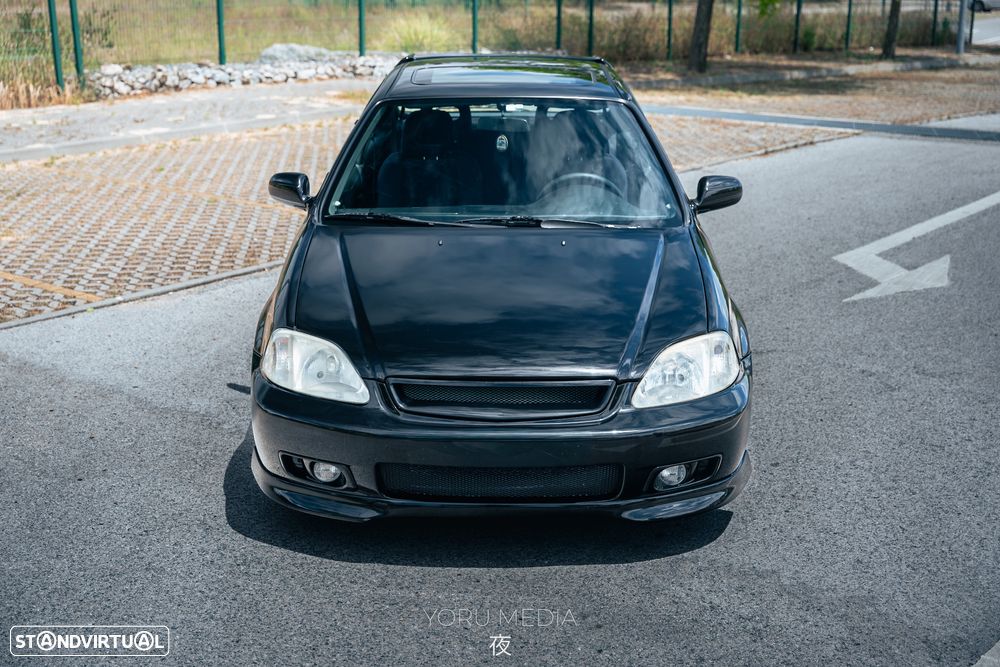 Honda Civic 1.6 VTi - 12