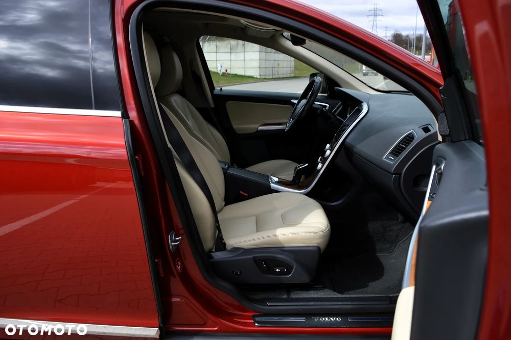 Volvo XC 60 D4 Drive-E Summum - 11