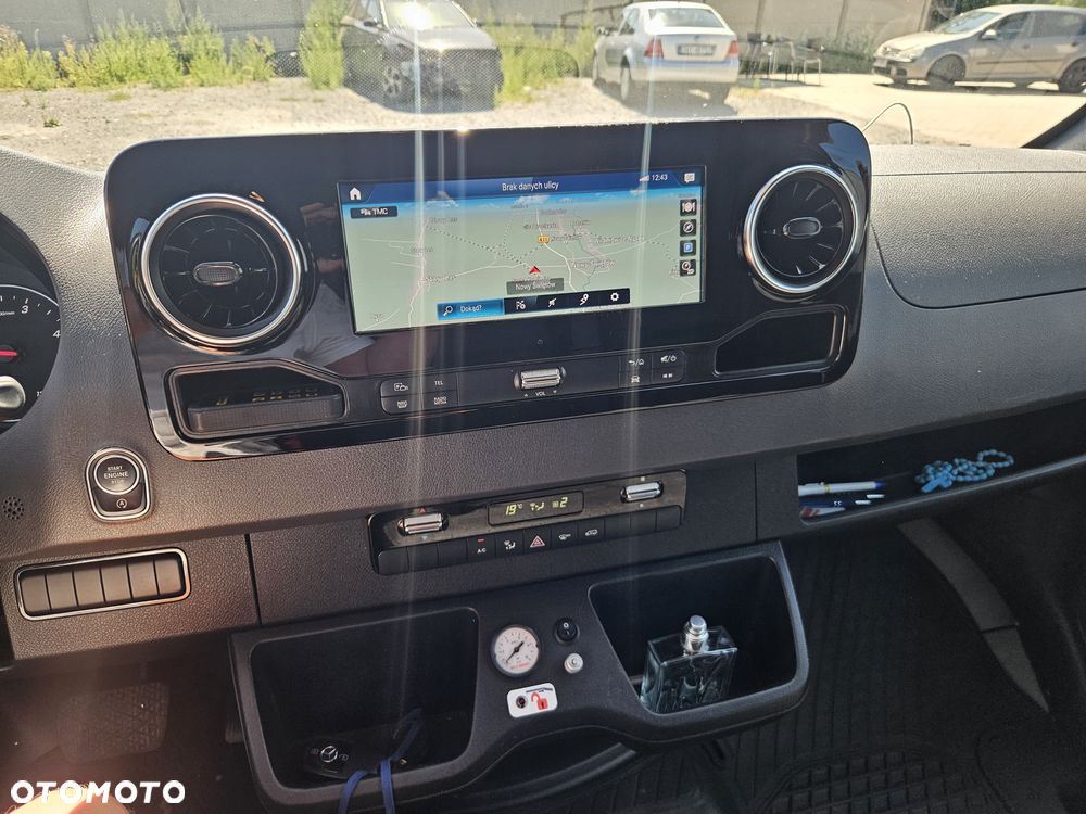 Mercedes-Benz SPRINTER - 3