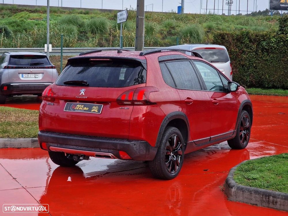 Peugeot 2008 1.2 PureTech GT Line - 5