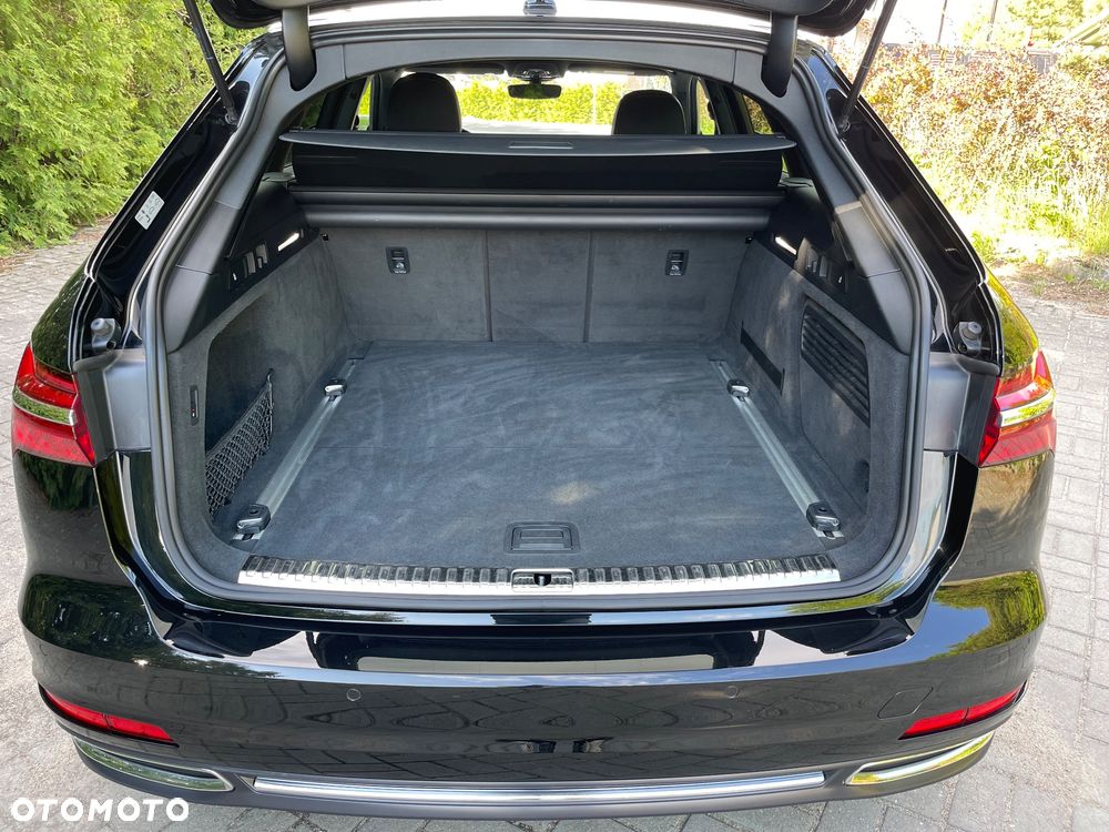 Audi A6 Avant 40 TDI quattro S tronic S line - 11