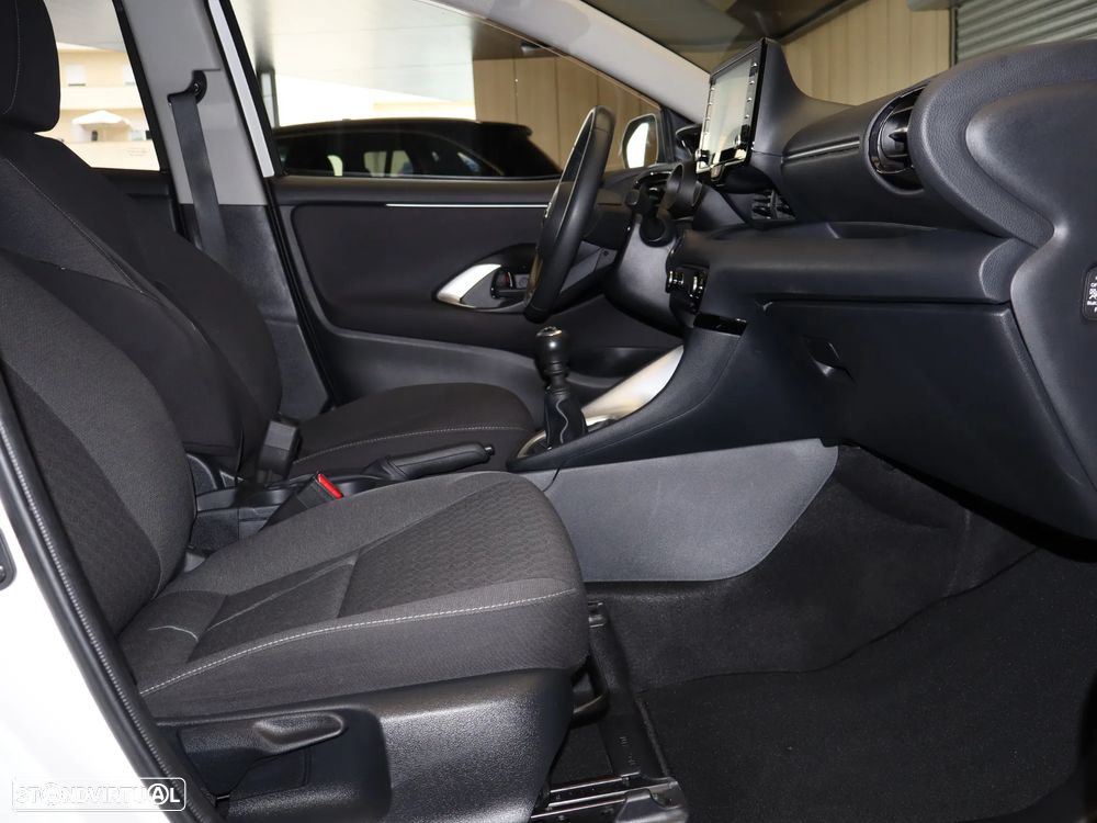 Toyota Yaris 1.5 VVT-i Exclusive - 18