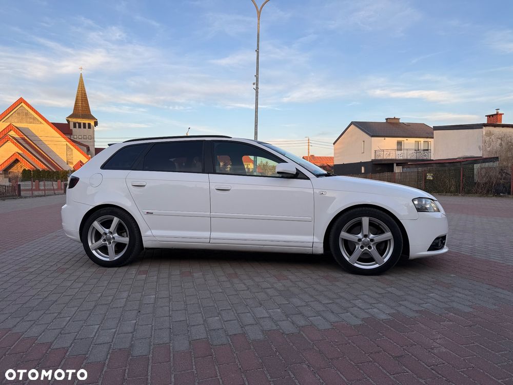 Audi A3 Sportback - 8