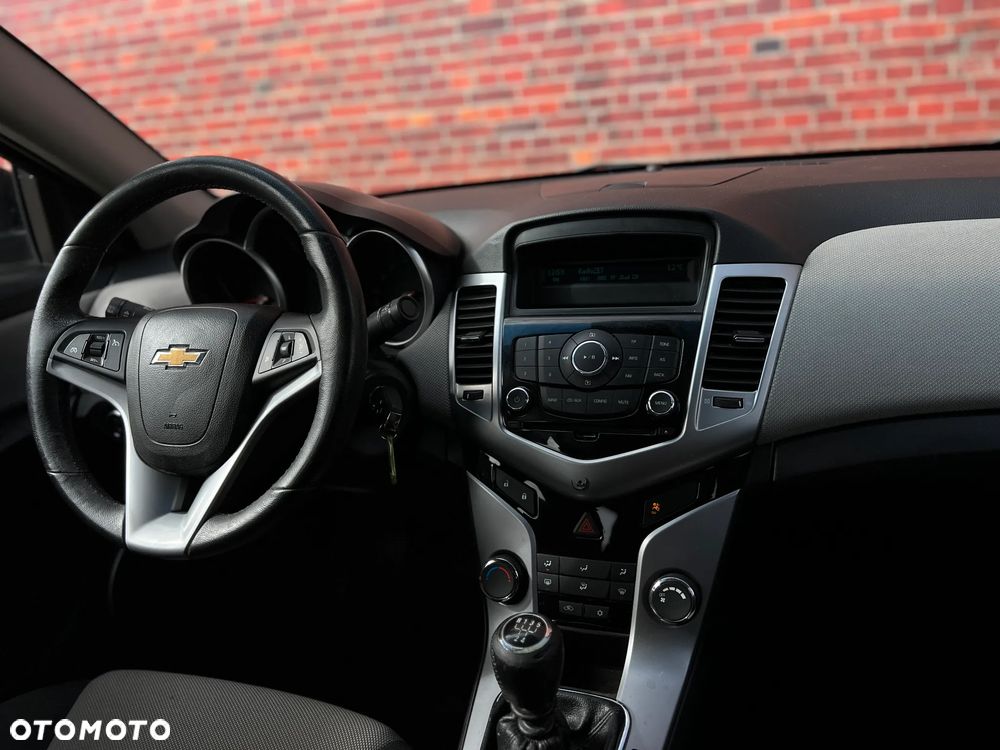 Chevrolet Cruze - 7