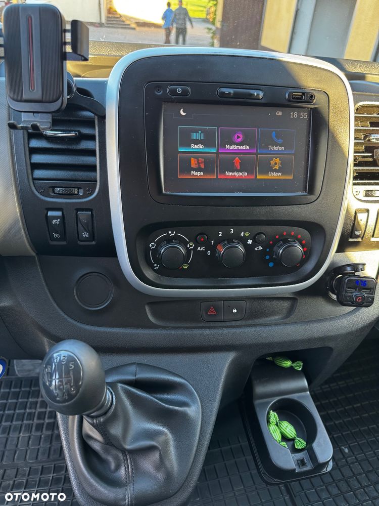 Renault Trafic 1.6 dCi - 11
