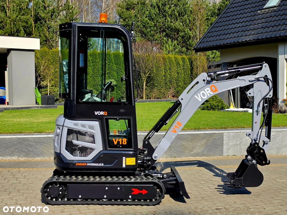 Inny Nowa minikoparka VORQ V18 - KUBOTA D722 , 3 łyżki w zestawie - 2