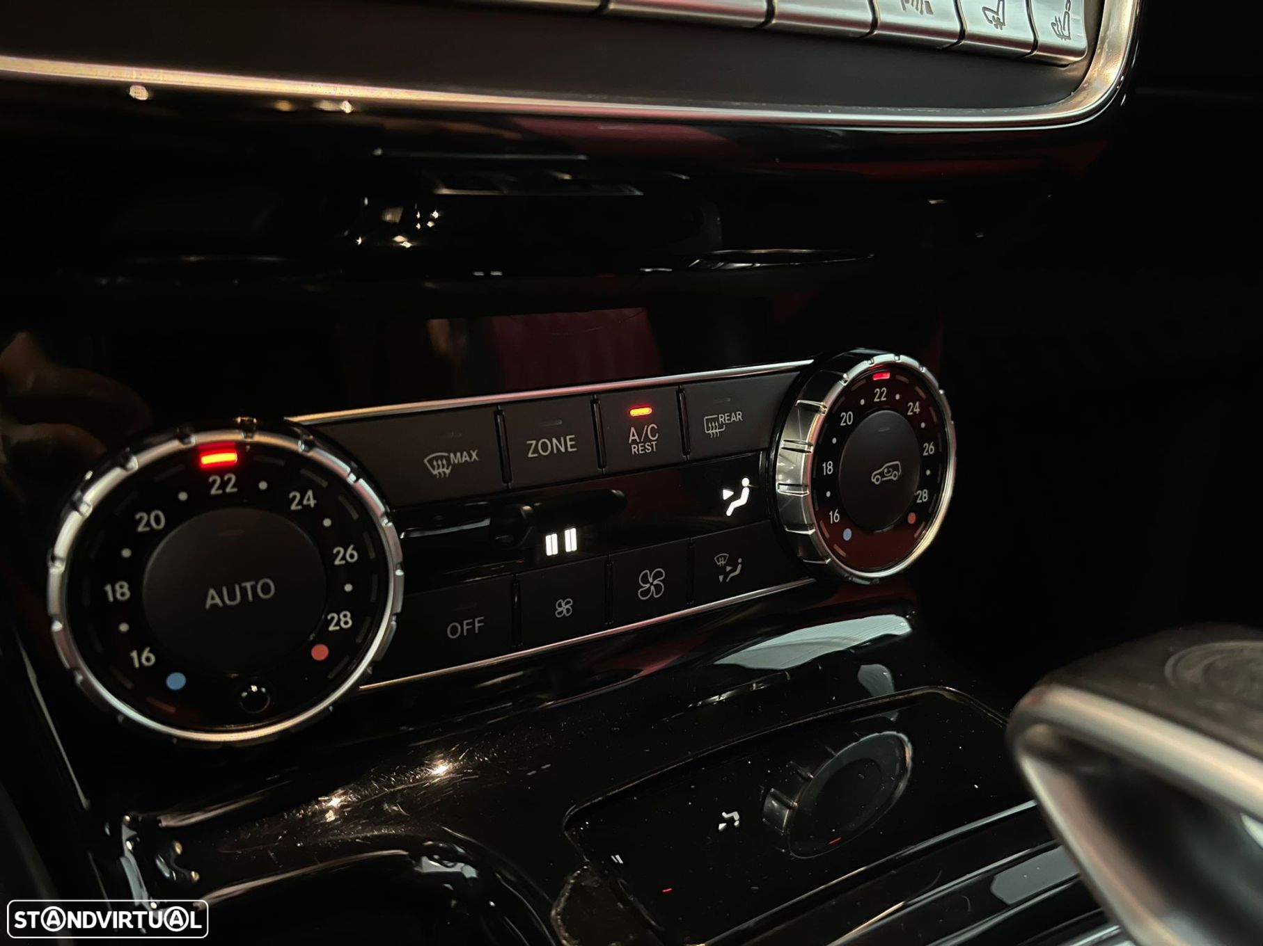 Mercedes-Benz G 63 AMG Standard - 32