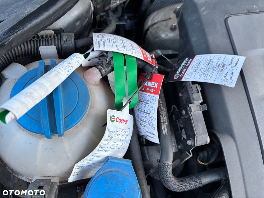 Volkswagen Jetta 1.6 TDI DPF Trendline - 14