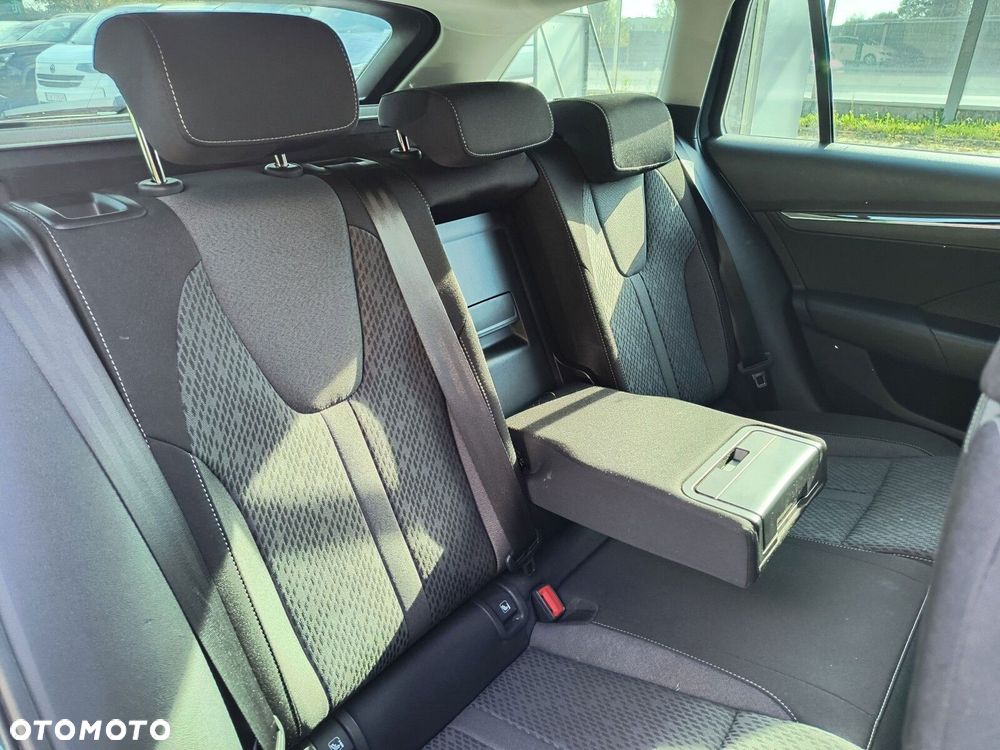 Skoda Octavia 2.0 TDI Style DSG - 21