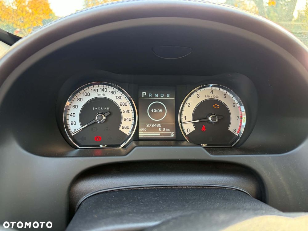 Jaguar XF 4.2 V8 Premium Luxury - 18