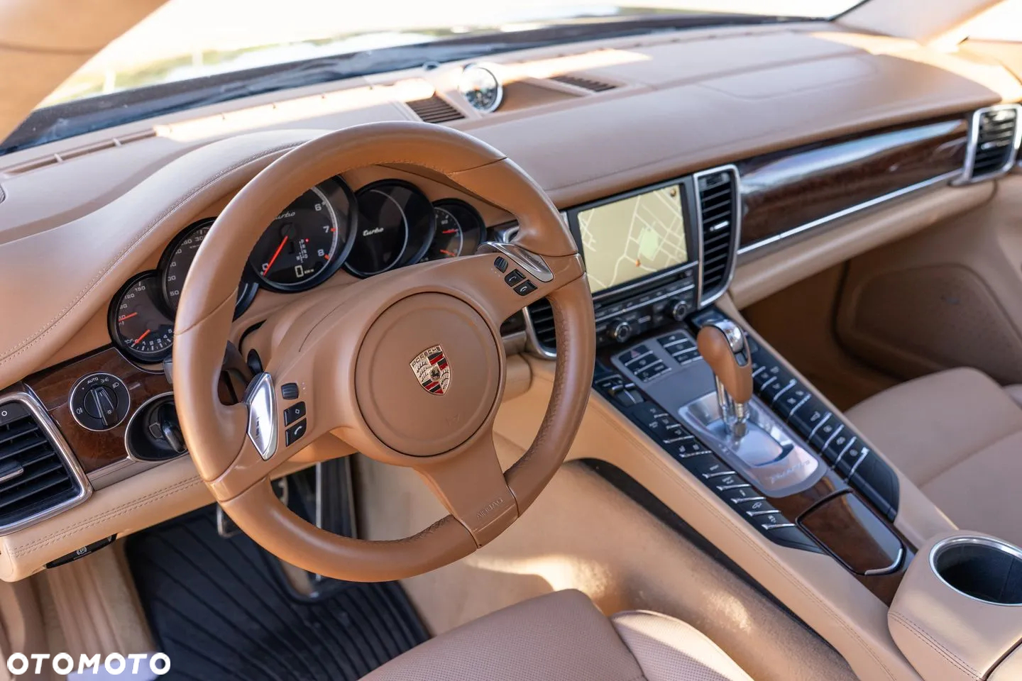 Porsche Panamera Turbo - 18