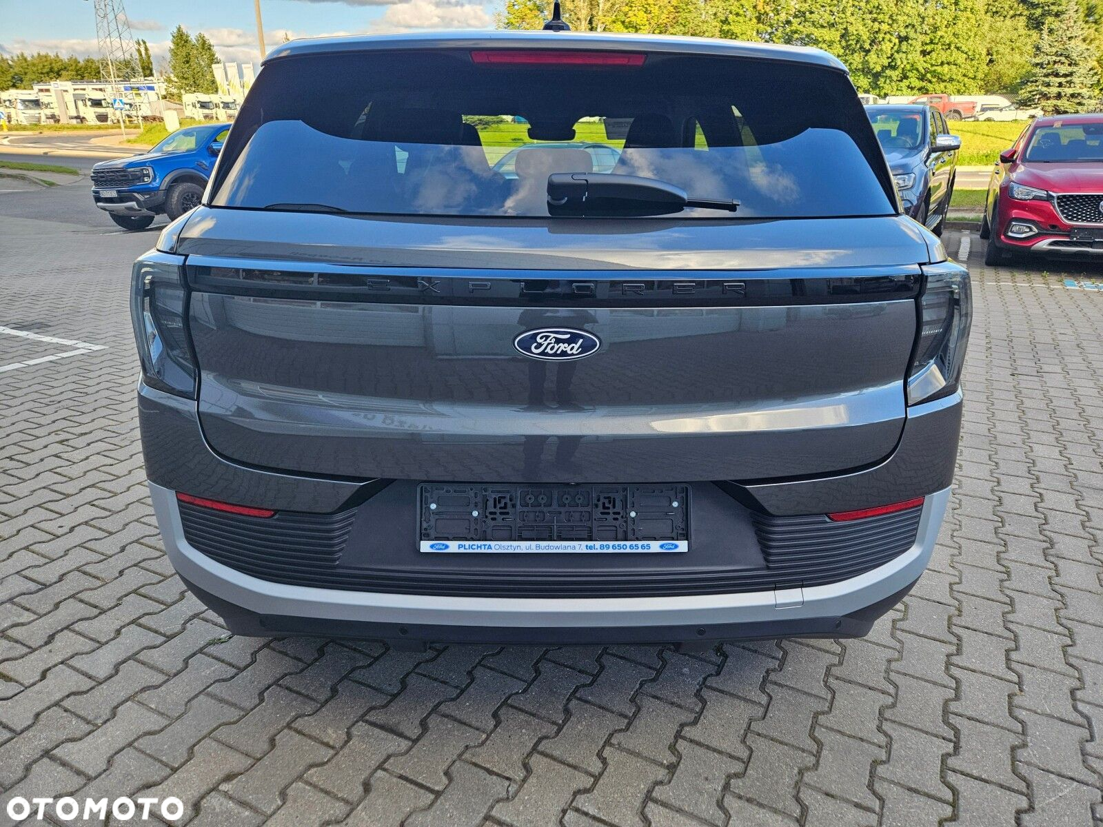 Ford Explorer - 7