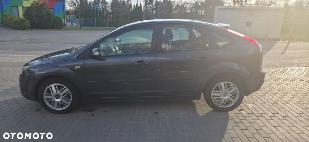 Ford Focus 1.8 TDCi Ghia - 5