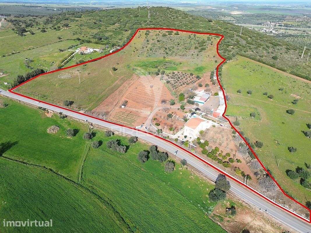 Quinta com 5825mts2 no Vedor, Elvas - Grande imagem: 2/16
