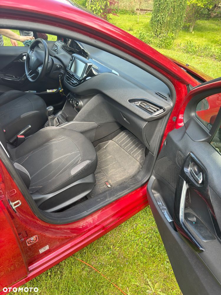Peugeot 208 1.4 HDi Active - 9