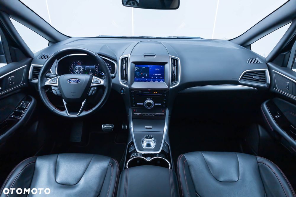 Ford S-Max 2.5 Duratec FHEV ST-LINE - 13
