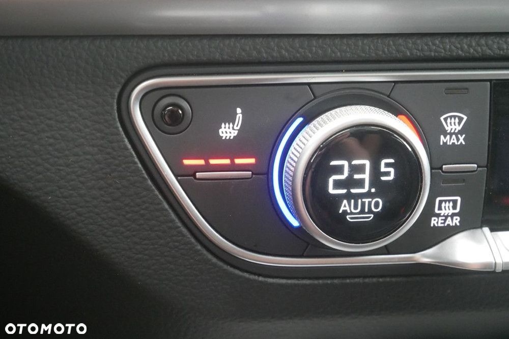 Audi Q5 Sportback - 28