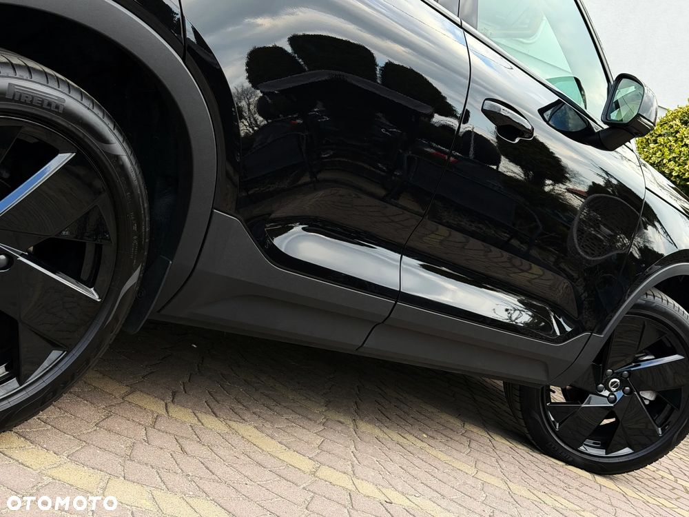 Volvo XC 40 B3 B DKG Ultra Black Edition - 36