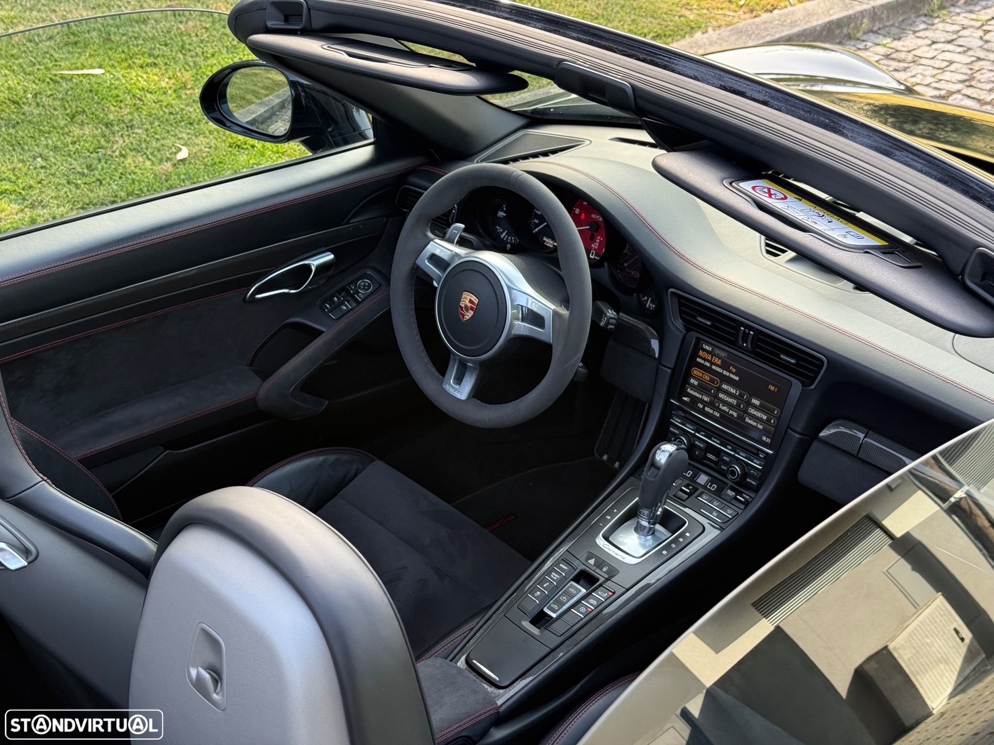 Porsche 911 (991) Carrera 4 GTS PDK - 20