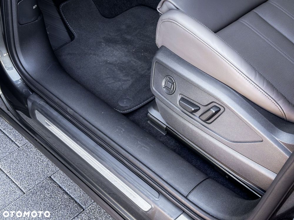 Audi Q5 Sportback - 16