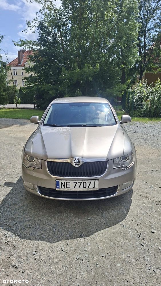 Skoda Superb - 1
