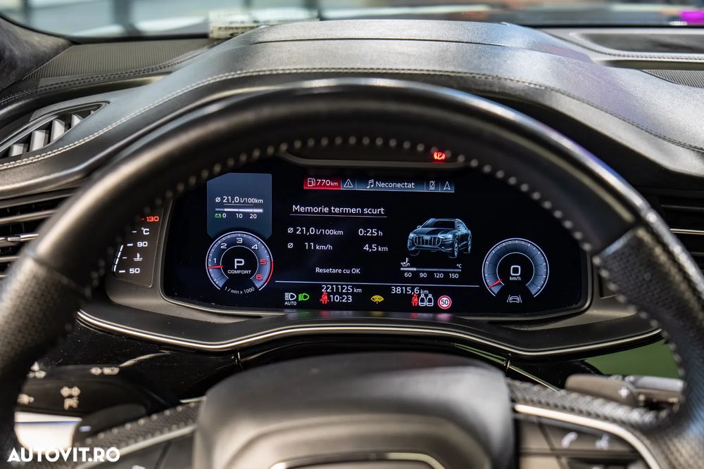 Audi Q8 - 15