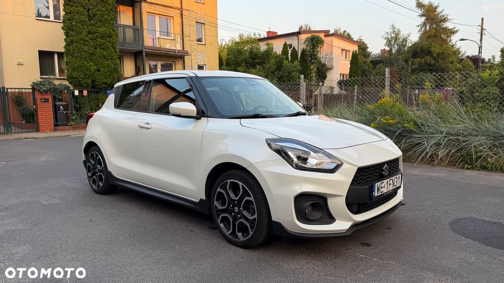 Suzuki Swift - 1