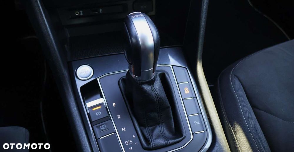 Volkswagen Tiguan - 31