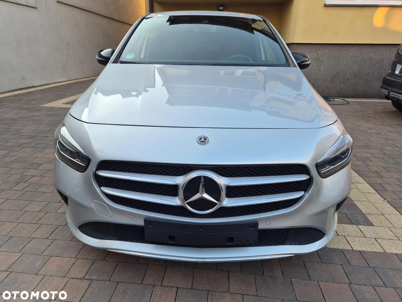 Mercedes-Benz Klasa B 200 d 4-Matic 8G-DCT - 9