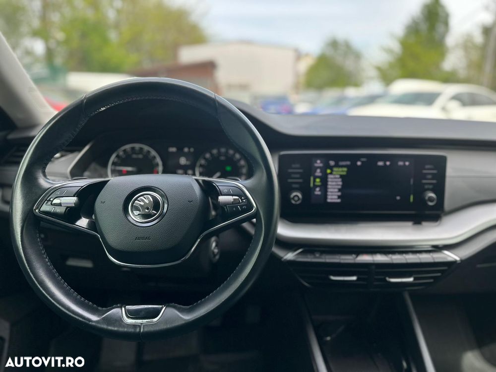 Skoda Octavia 2.0 TDI DSG Ambition - 11