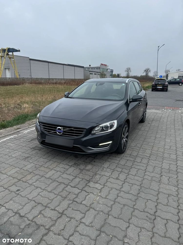 Volvo V60 - 2